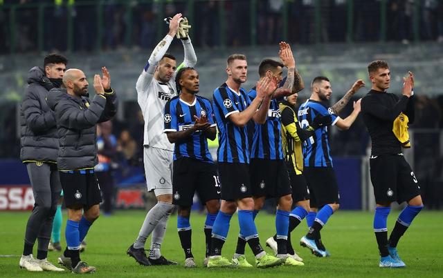 NBA：湖人詹姆斯全场砍下35分