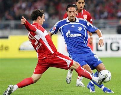 动作冒险游戏《孽债未清》新实机 大雷美女杀怪